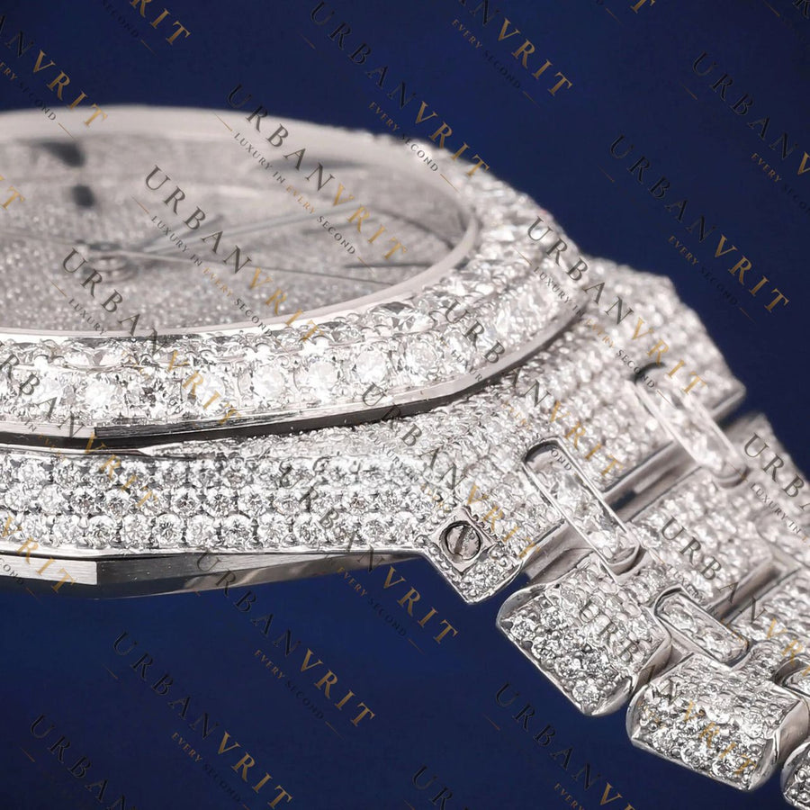 Luxury Nautilus VVS1 D Color Moissanite Watch