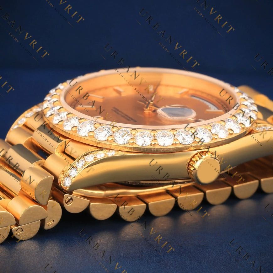 18K Gold Day Date VVS1 D Color Moissanite Watch