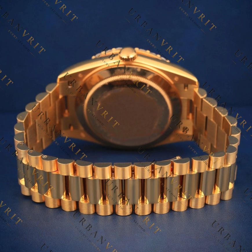 18K Gold Day Date VVS1 D Color Moissanite Watch