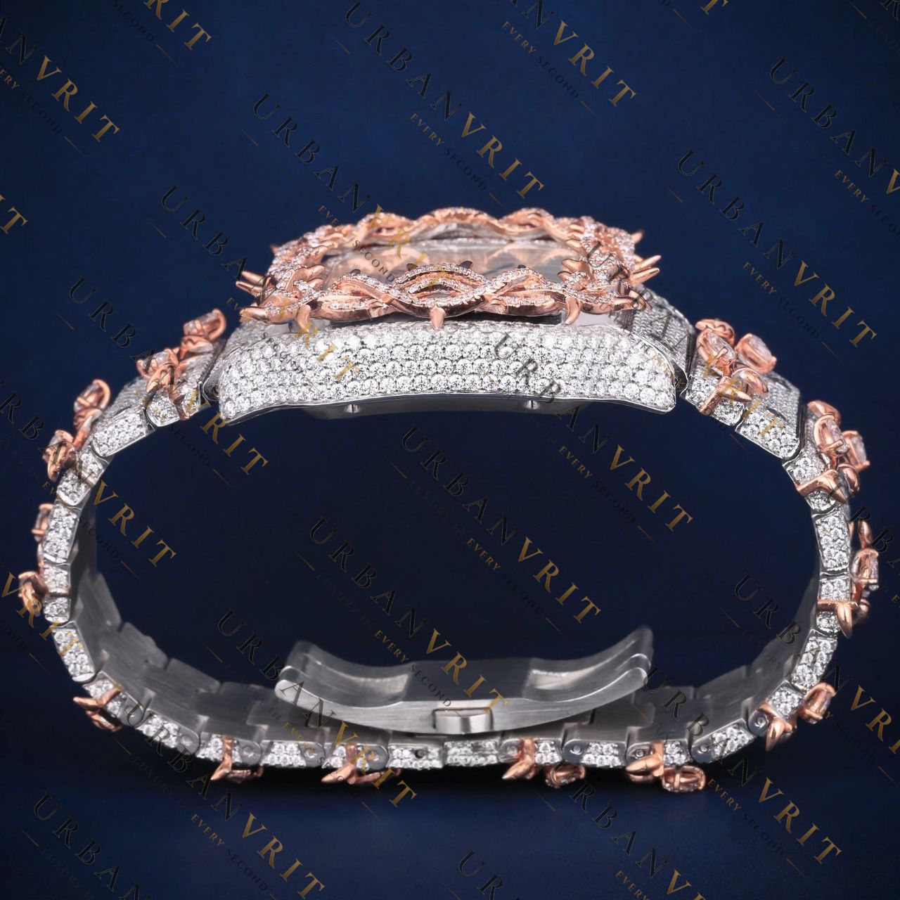 Rose Gold Thorn Bezel VVS1 D Color Moissanite Watch