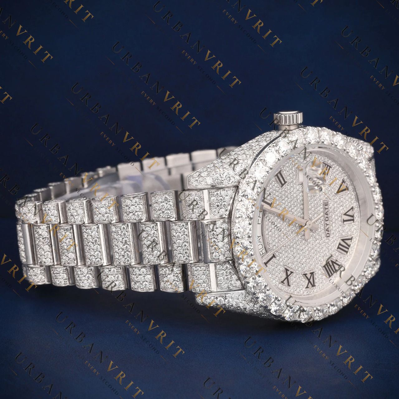 Iced Out Day-Date Roman VVS1 D Color Moissanite Watch
