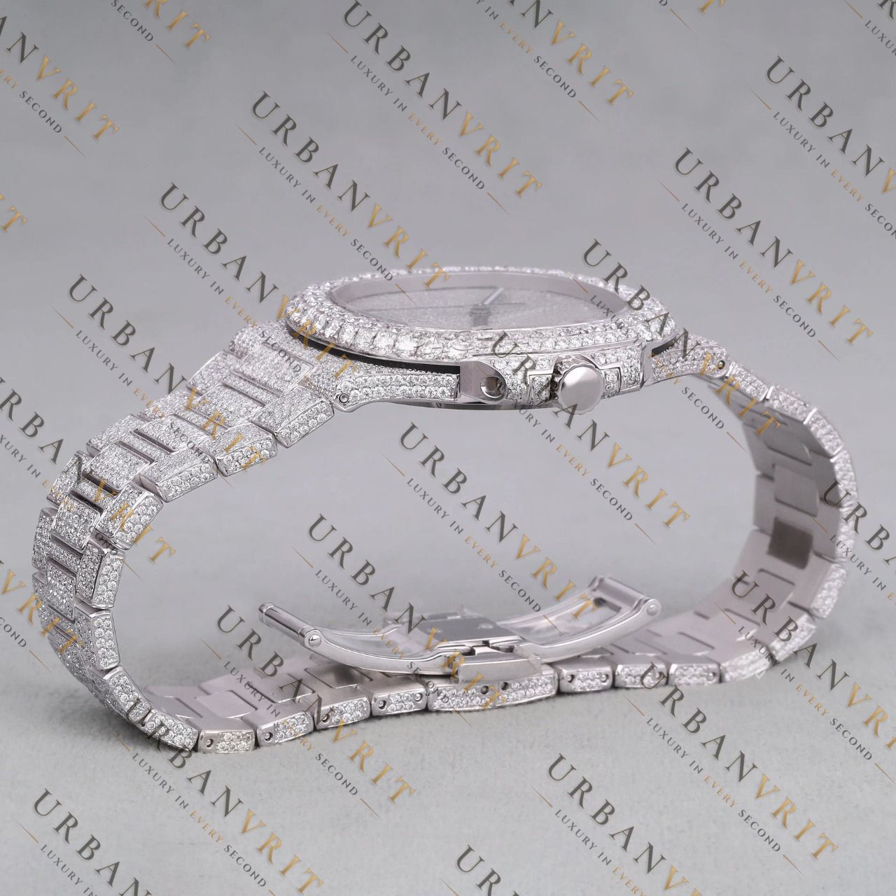 Iced Out VVS1 D Color Moissanite Automatic Watch